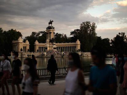 El parque del Retiro, el pasado lunes, el primer día que abrió sus puertas tras alcanzar Madrid la fase 1 de la desescalada.