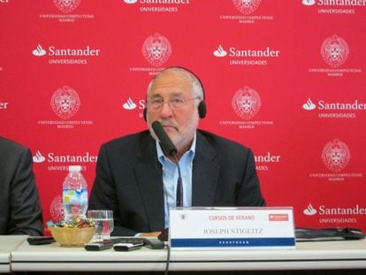 El Premio Nobel de Economía de 2001, Joseph Stiglitz