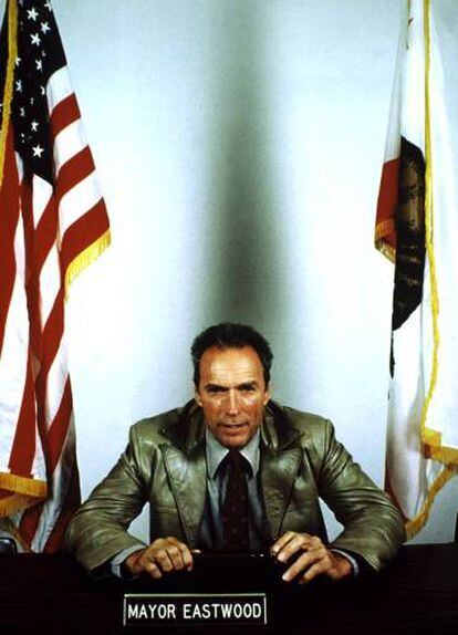 Clint Eastwood, retratado como alcalde de Carmel (California, EE UU), en 1987.