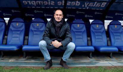 Víctor Fernández, en el banquillo del Zaragoza.