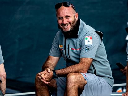 Max Sirena, responsable del equipo de vela Luna Rossa Prada Pirelli, tras una regata en la Copa del América de 2021, en Auckland (Nueva Zelanda)