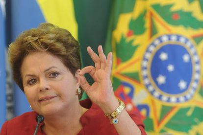 Dilma Rousseff durante un desayuno con periodistas para hablar sobre su segundo a&ntilde;o de Gobierno el pasado 27 de diciembre