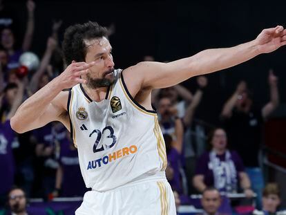 Llull celebra una canasta el jueves ante el Valencia en la Euroliga.