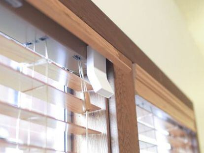 FlipFlic hace inteligentes tus persianas para que se cierren solas si hace calor
