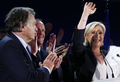 Marine Le Pen candidata del Frente Nacional se dirige a sus votantes.