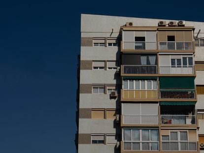 Un edificio de viviendas de Barcelona, el pasado 17 de mayo.