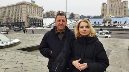Olena Stadnik y Volodimir Zinchenko el 26 de enero en Kiev. Ambos participaron en las movilizaciones de 2013; él perdió un ojo en las protestas.