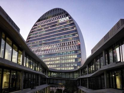 Sede operativa de BBVA en Madrid, edificio La Vela