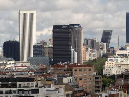 Vista de varias torres de oficinas en Madrid.