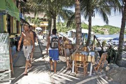 Una de las calles de Nayulita, un pueblo costero literalmente tomado por surfistas.