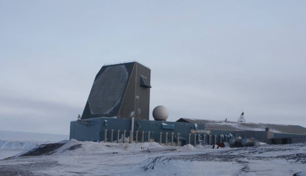 Imagen actual de la base militar de EE UU en Groenlandia sede de uno de los radares del sistema BMEWS.