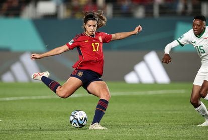 Alba Redondo remataba el quinto gol de España. 