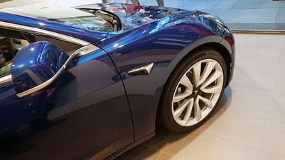 El Tesla Model 3 ofrece opciones para montar llantas de 18, 19 y 20 pulgadas.