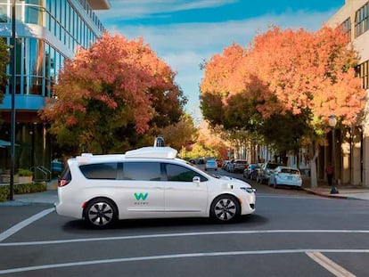 Waymo es el vehículo con el que Google prueba su tecnología de conducción autónoma.