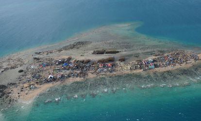 Foto aérea de la Isla de Victoria, en la provincia de Samar, Filipinas.