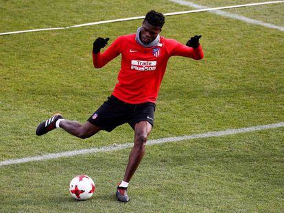 Thomas, durante el &uacute;ltimo entrenamiento del Atl&eacute;tico previo al partido de Copa ante el Elche.