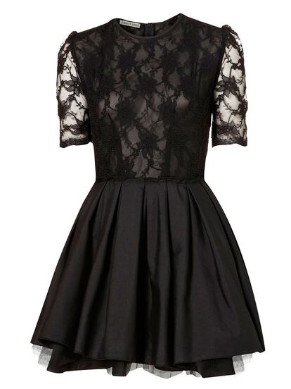 Modelo con cuerpo de encaje, de Topsshop (72 euros aprox.)