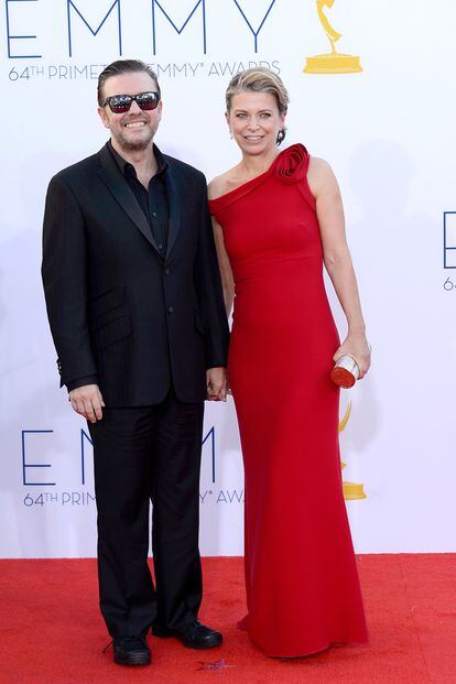 En esta gala Ricky Gervais no creó ninguna polémica. Solo llegó con su mujer, Jane Fallon.