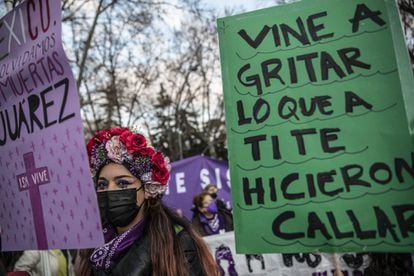 Un momento de la manifestación del Día Internacional de la Mujer este martes en la capital de España.