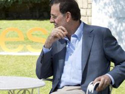 Rajoy y Aznar en el campus Faes.