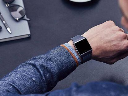 Comprar Fitbit Luxe Smartband - Hasta 5 Días de uso