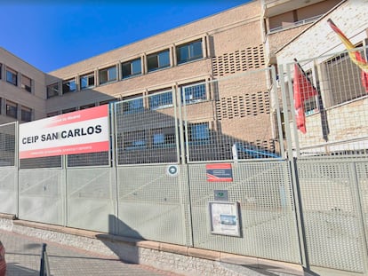 CEIP San Carlos, escuela barrio Villaverde Alto, Madrid. Foto de Google Maps