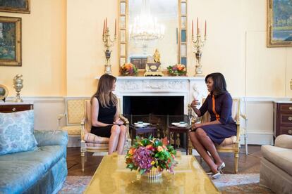 Melania Trump y Michelle Obama, en su reunión en la Casa Blanca