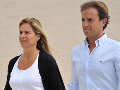 Arantxa Sánchez Vicario y Josep Santacana, en una imagen de archivo.