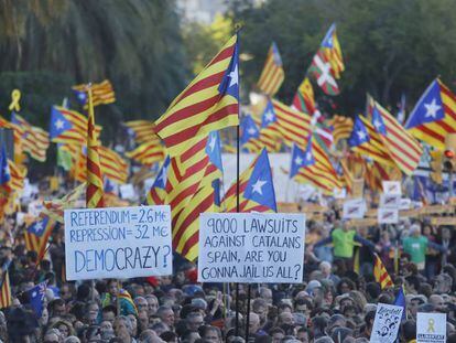 Manifestació per l'alliberament dels polítics catalans a la presó.