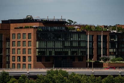 Uno de los edificios donde el rey Abdalá tiene una propiedad, en Georgetown (Washington).