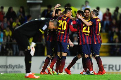 Los jugadores del Barça celebran el 2 a 3