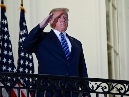 El presidente Trump, a su llegada el lunes a la Casa Blanca.