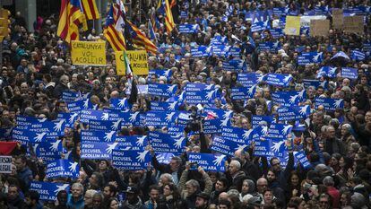 Una manifestació a Barcelona a favor d'acollir refugiats.