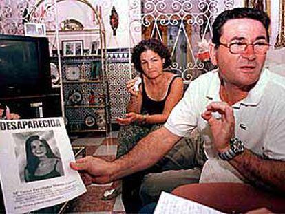 Teresa Martín y Antonio Fernández, los padres de María Teresa, ayer en su casa, horas antes de la manifestación.