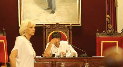 Pleno en el Ayuntamiento de Cádiz.