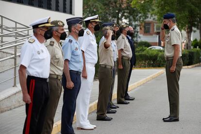 Felipe VI ha transmitido este jueves su "agradecimiento" y "orgullo" a todos los militares que participaron en la misión de evacuación del aeropuerto de Kabul, a quienes considera que no les mueve más que "la satisfacción del deber cumplido".