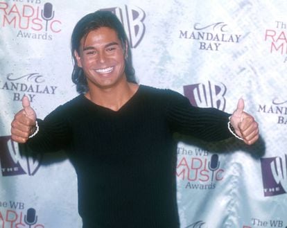 Julio Iglesias Jr. en 1999 en Las Vegas, cuando intentaba que su carrera musical despegase con varias apariciones públicas.