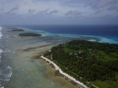 Vista parcial de los 97 islotes que forman el atolón Kwajalein.