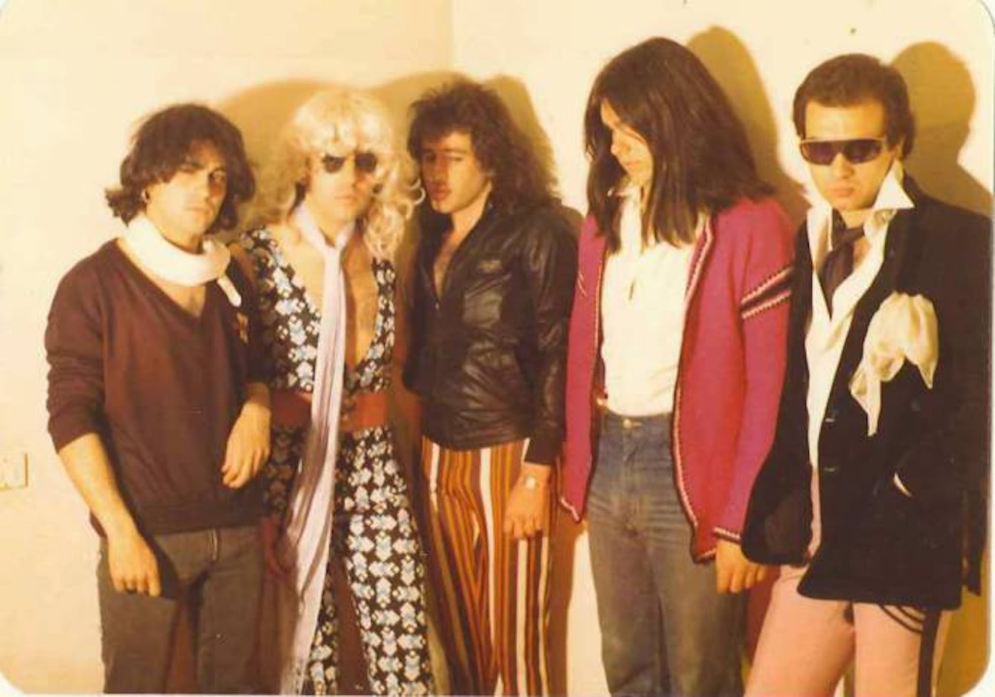 La desconocida vida de Toño Martín, el cantante que colmó de actitud al