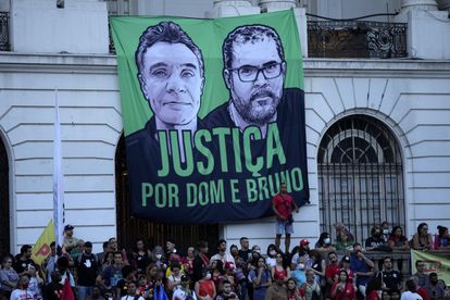 Una concentración pide justicia por el asesinato del periodista Dom Philips y el indigenista Bruno Pereira, esta semana en Río de Janeiro.