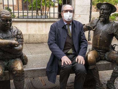 Un día con el candidato de PSOE, Ángel Gabilondo