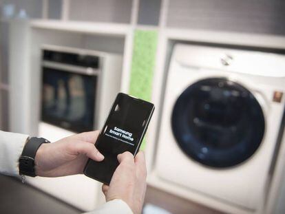 El S9 de Samsung es capaz de controlar los electrodomésticos a distancia.