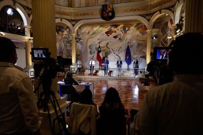 A scene from the presidential debate organized by the University of Chile, on November 1.