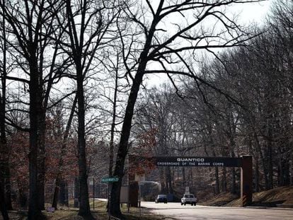 Entrada a la Base de Marines en Quantico (Virginia). 