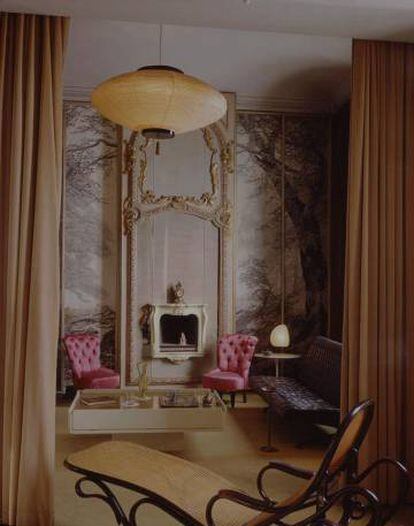 Una de las estancias del apartamento de Carlo Mollino en Turín.
