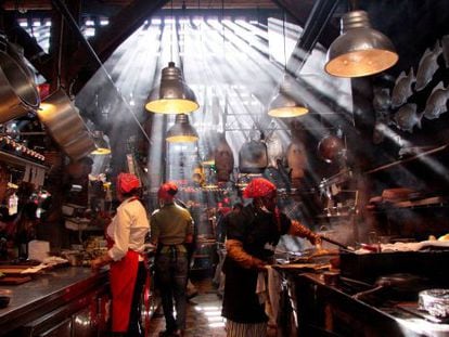 Cocina del restaurante Andrés Carne de Res, en Chía (Colombia), localidad cercana a la capital, Bogotá.