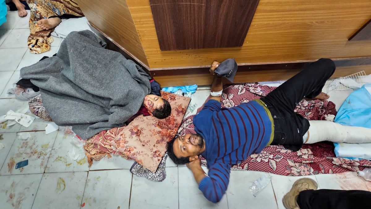 La ONU trata de evacuar tres hospitales de Gaza asediados y bombardeados por Israel | Internacional