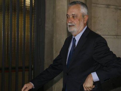 El expresidente Jos&eacute; Antonio Gri&ntilde;&aacute;n, la pasada primavera en los juzgados.