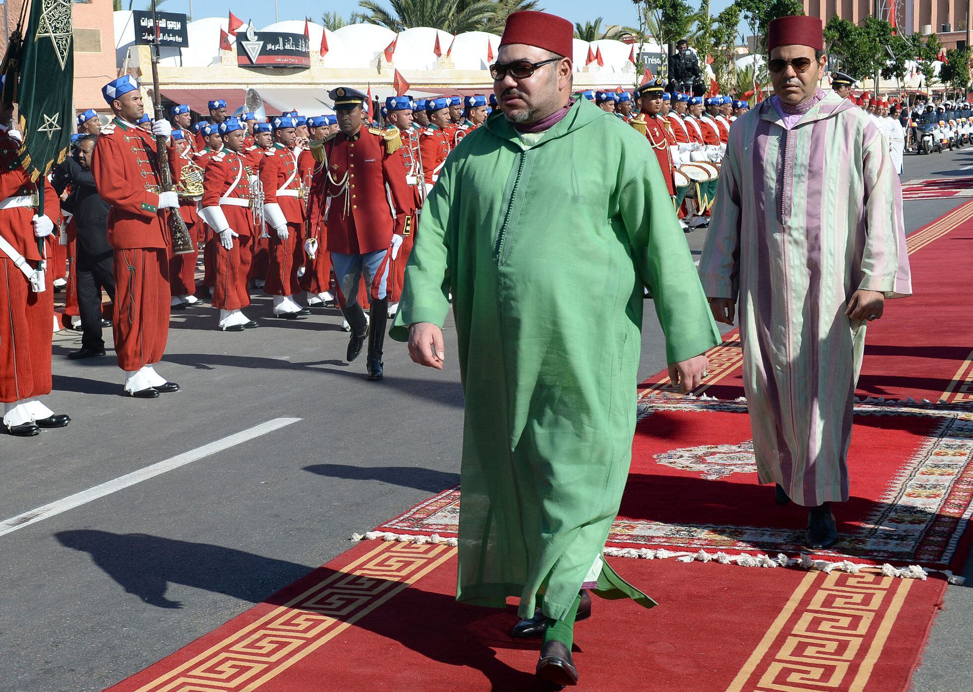 El rey Mohamed VI de Marruecos de visita en El Aaiún, capital saharaui, en 2015
