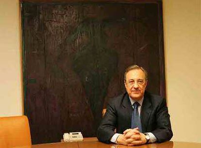 Florentino Pérez, en su despacho de ACS.
